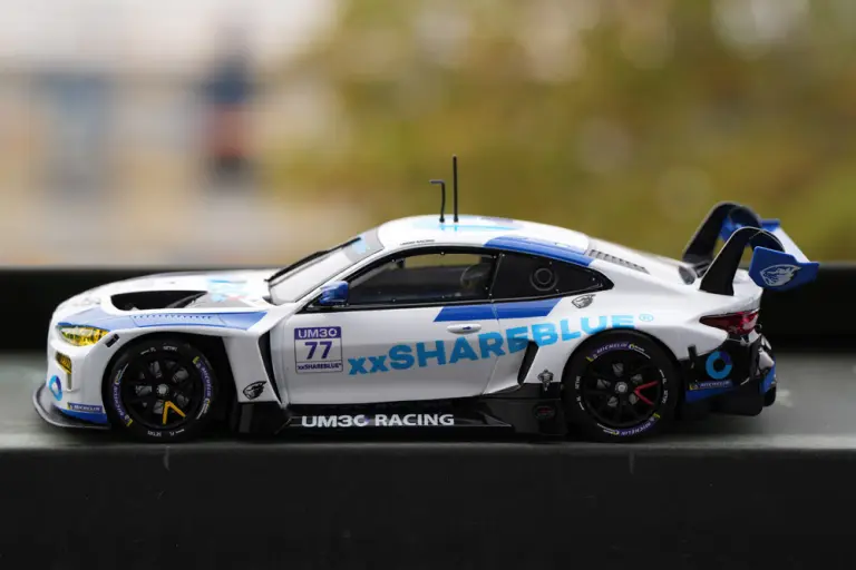 um3o-racer-xxshareblue